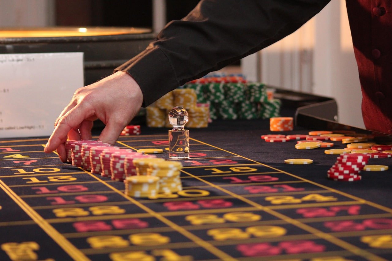 l7 casino ငါးပစ်ဂိမ်း ပင်လယ်ထဲ ငါးအမျိုးမျိုး ပစ်ဖမ်းနေသောမြင်ကွင်း